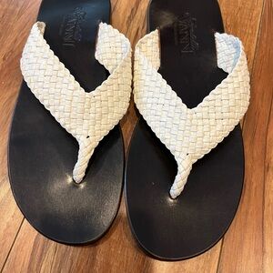 Vanni unisex White thong Sandals with Woven Straps